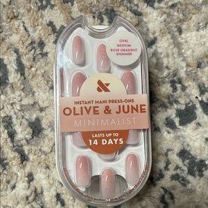 Olive & June Rose Gradient Press-On Nails
